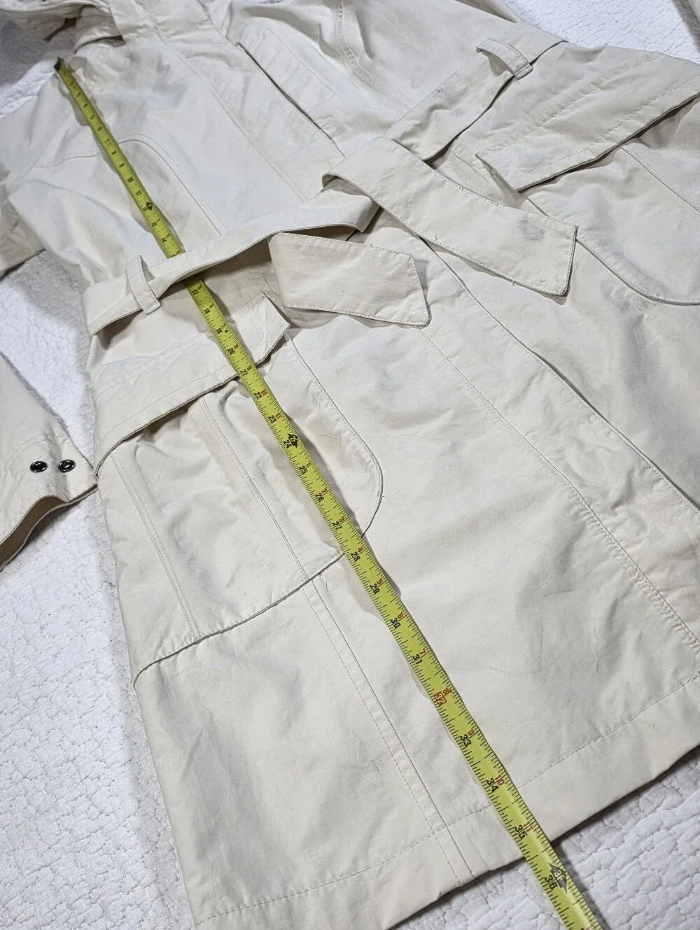 The North Face Women's Cream HyVent Belted Rain Trench Coat - Picture 6 of 15